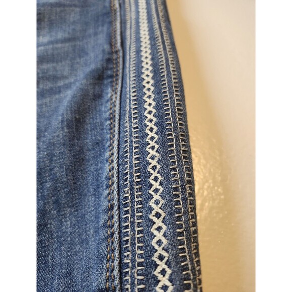 Christopher Banks Jean Embroidered Cropped Pants Capris Size 8 - Picture 5 of 7